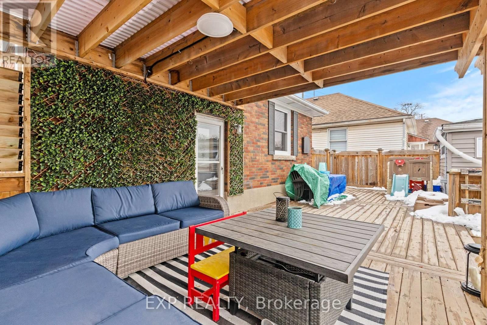 14 DUNLOP DRIVE Image 34