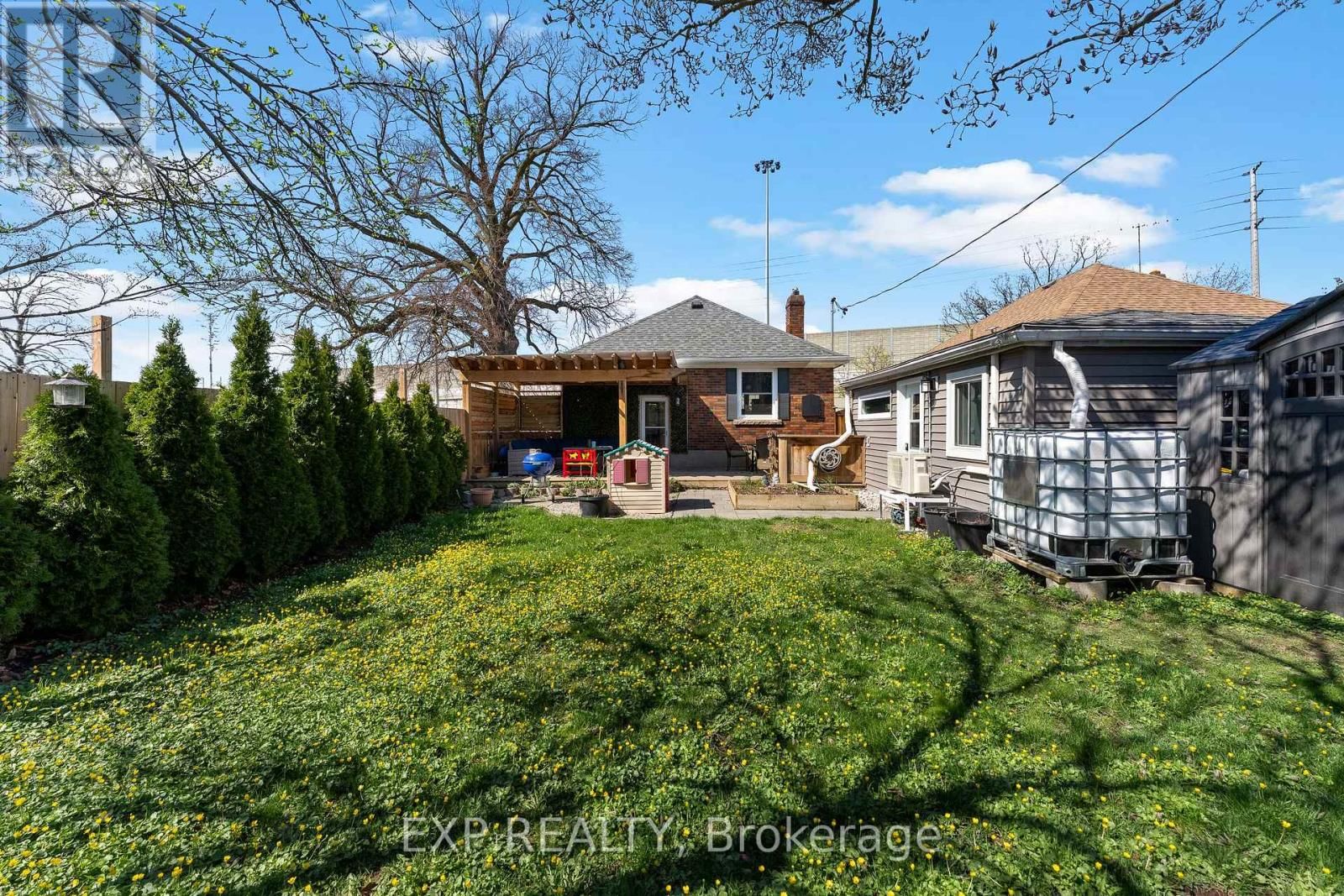 14 DUNLOP DRIVE Image 40