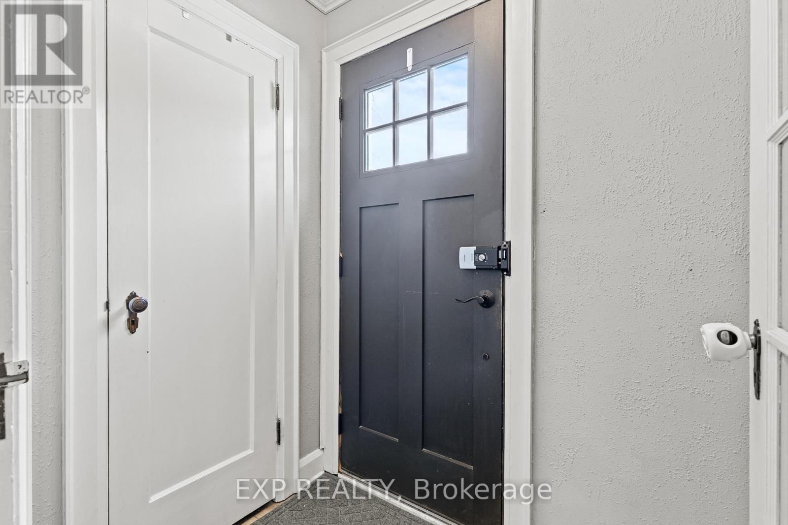 14 DUNLOP DRIVE Image 5