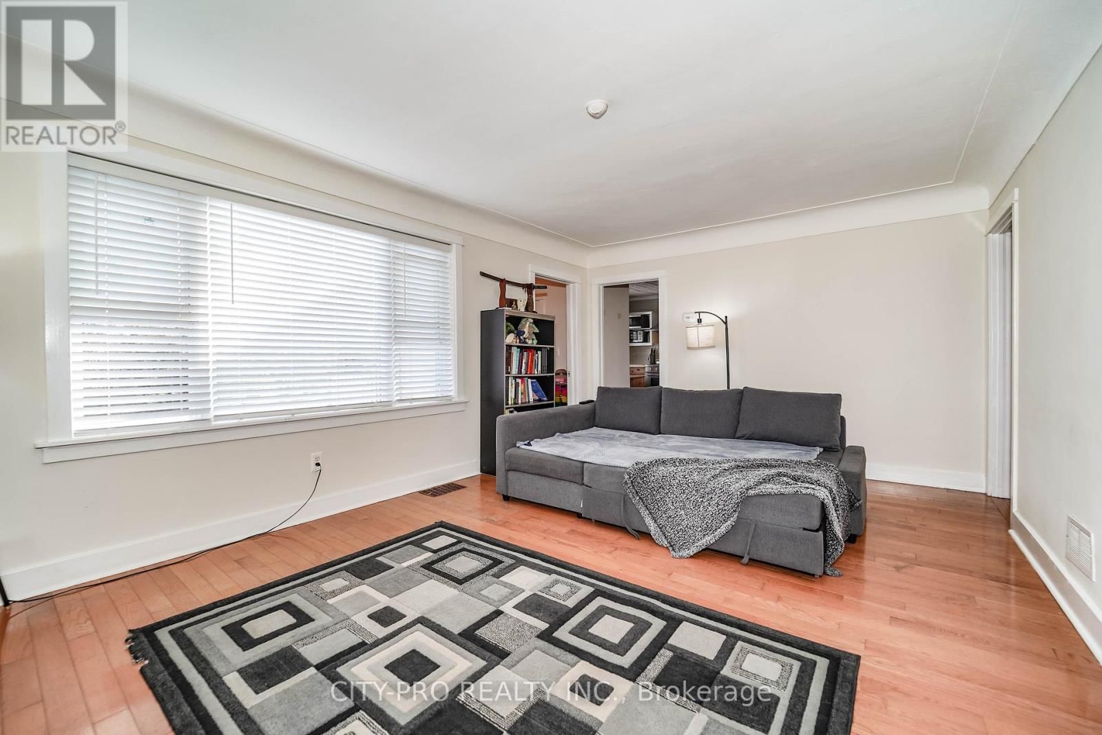 443 5TH CONCESSION ROAD WEST Image 16