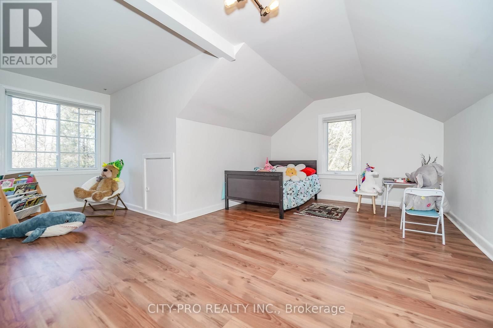 443 5TH CONCESSION ROAD WEST Image 30