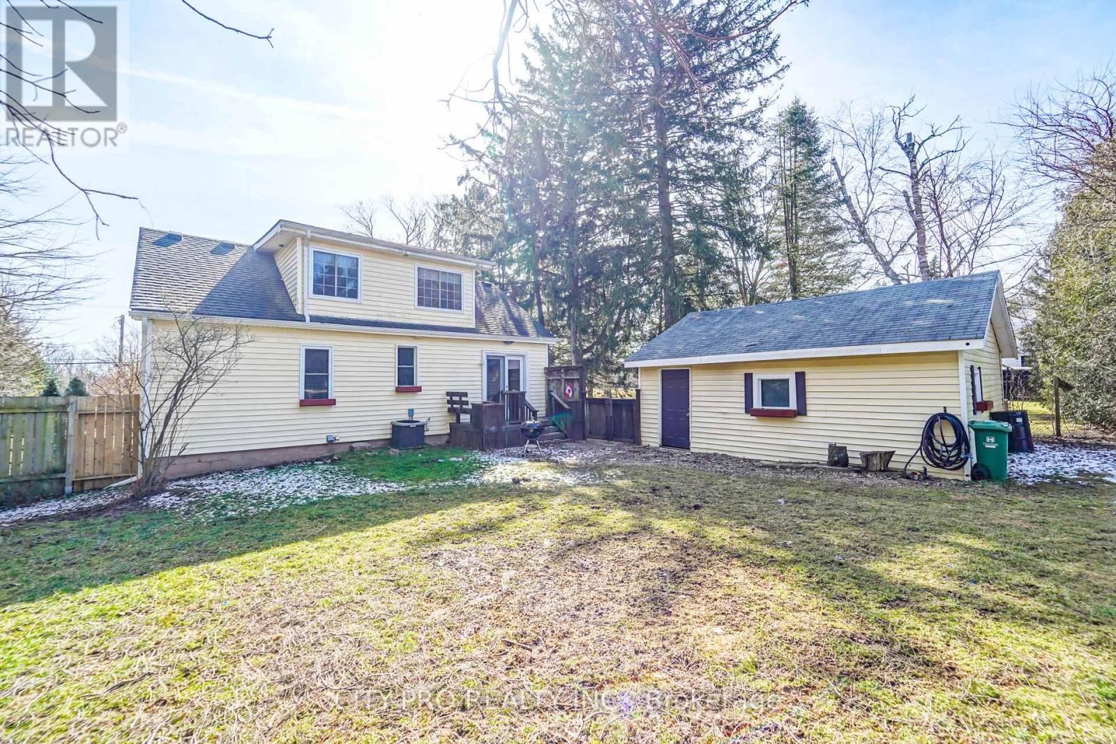 443 5TH CONCESSION ROAD WEST Image 8