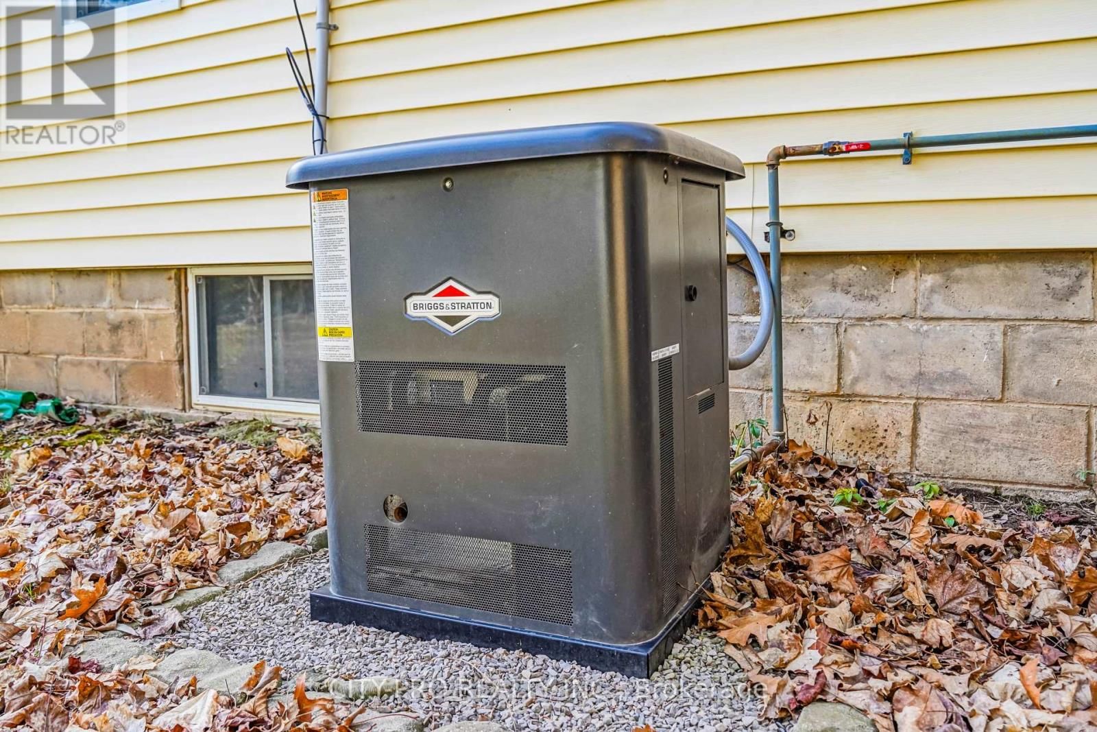 443 5TH CONCESSION ROAD WEST Image 9