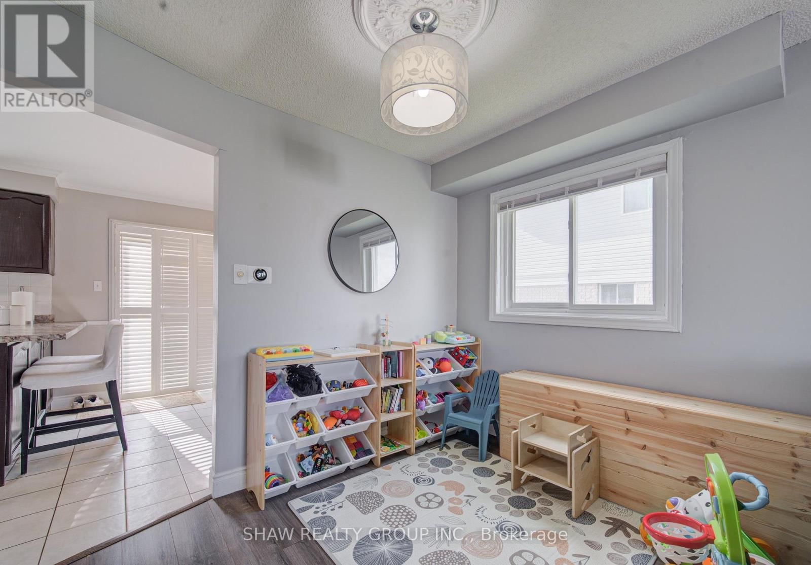 334 CHRISTOPHER DRIVE Image 10