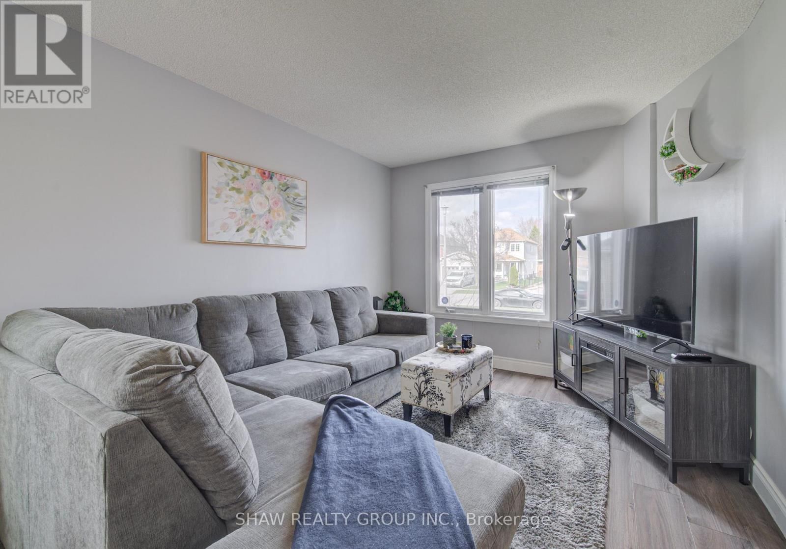 334 CHRISTOPHER DRIVE Image 13