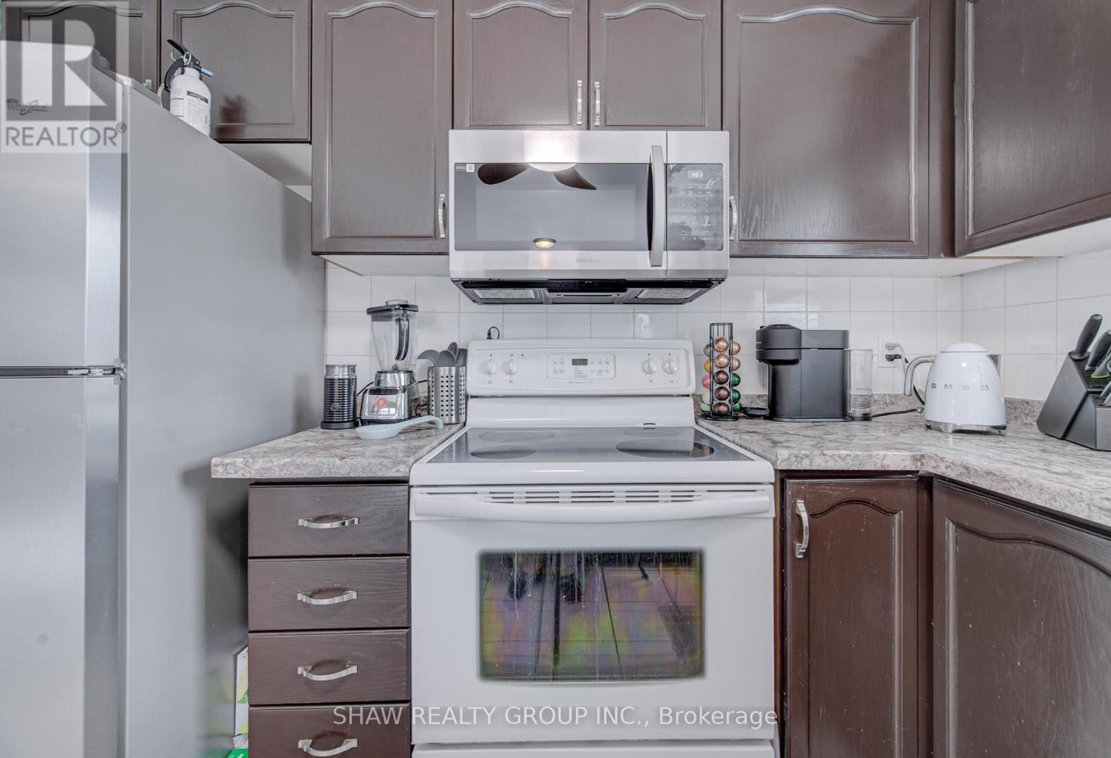 334 CHRISTOPHER DRIVE Image 21