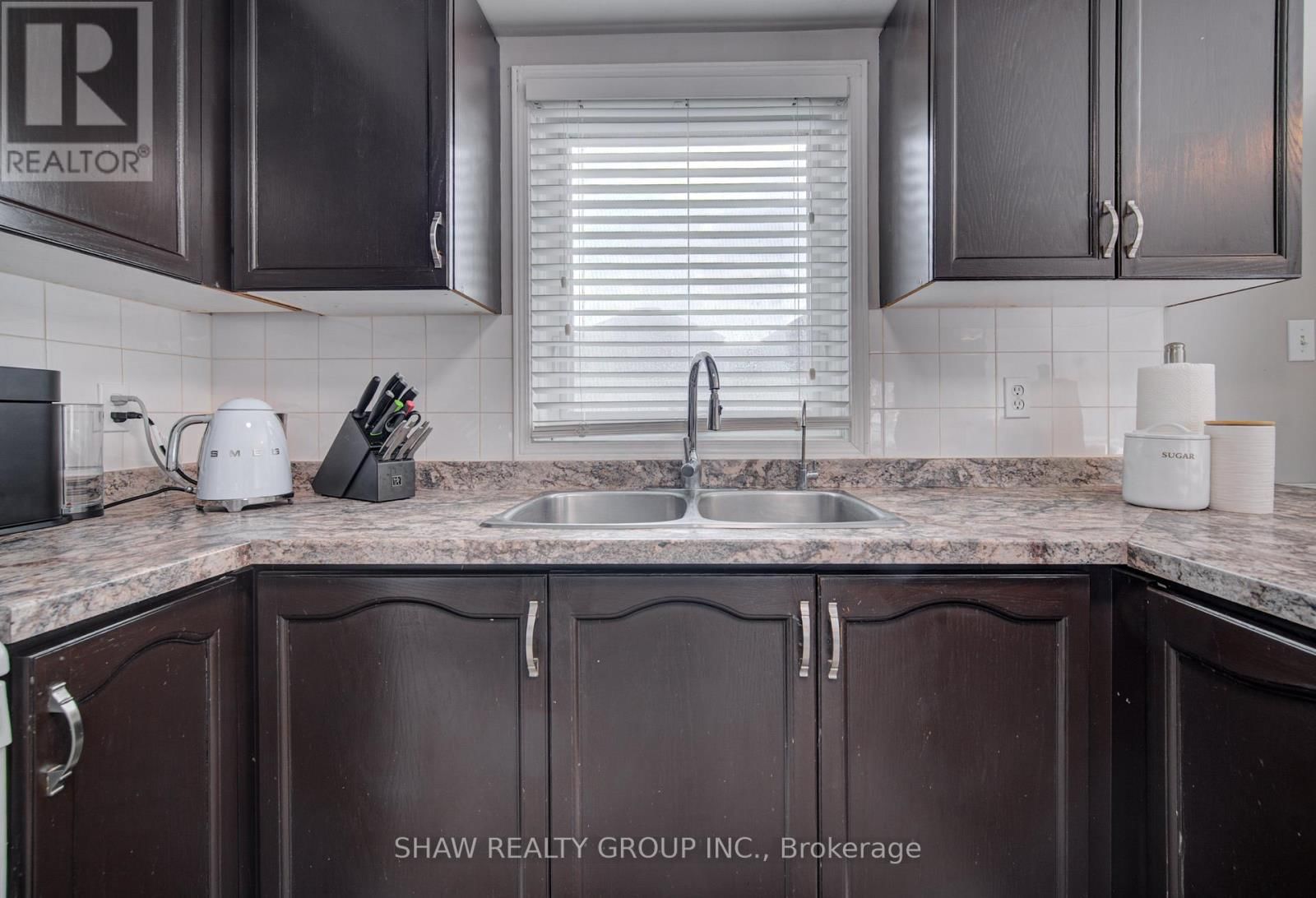 334 CHRISTOPHER DRIVE Image 22