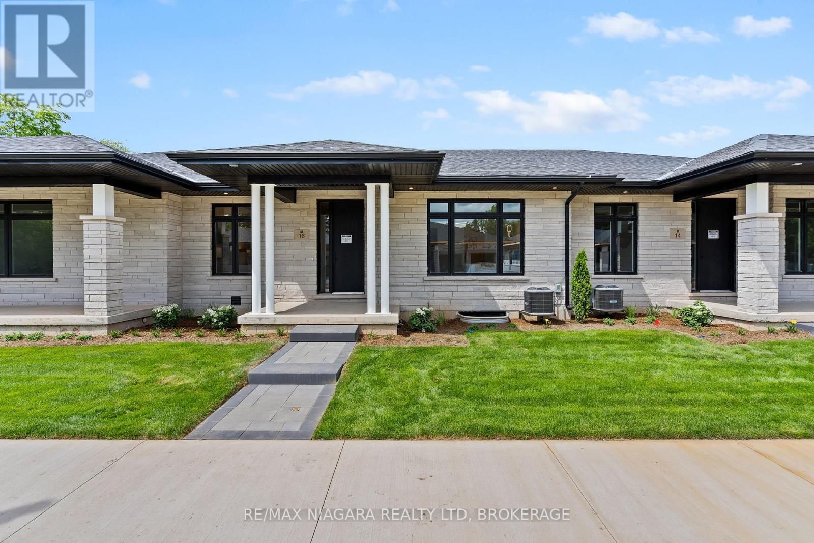 16 ACCURSI CRESCENT Image 1