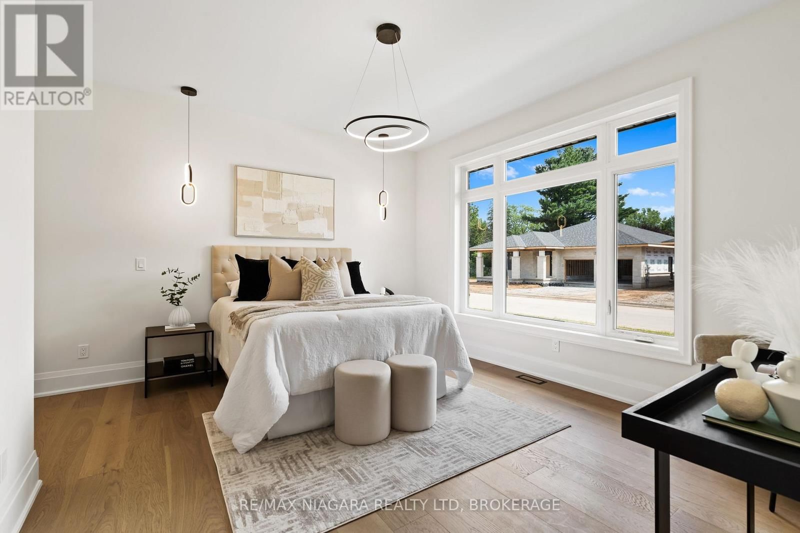 16 ACCURSI CRESCENT Image 24