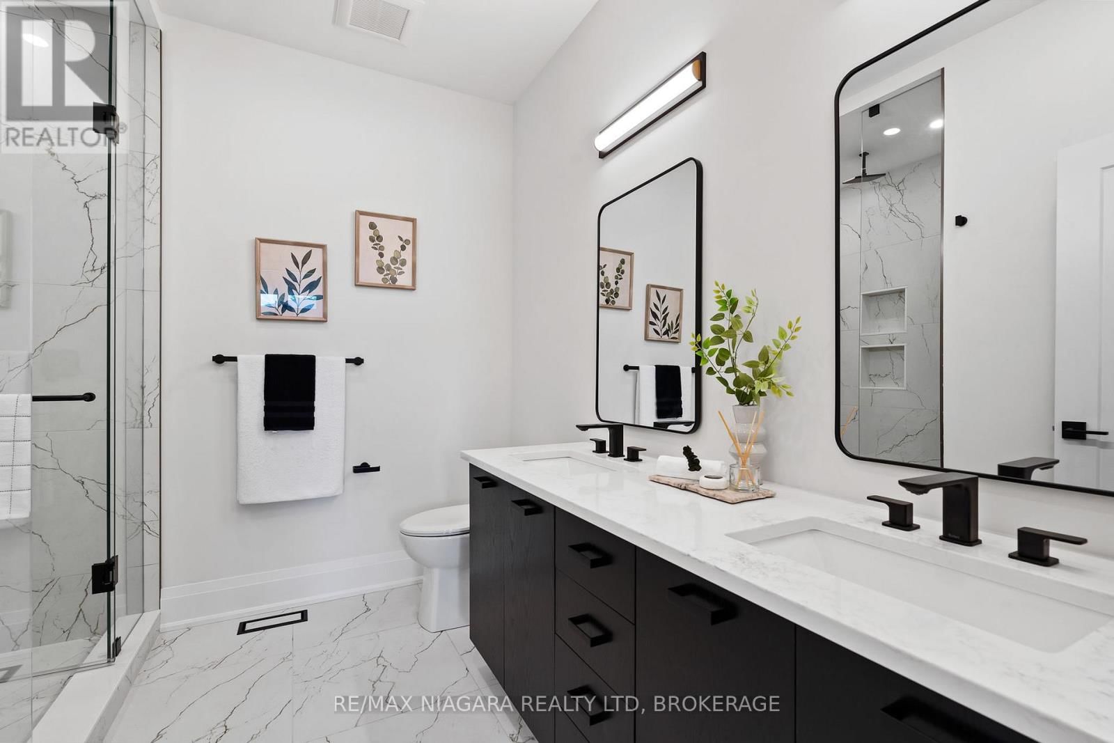 16 ACCURSI CRESCENT Image 27