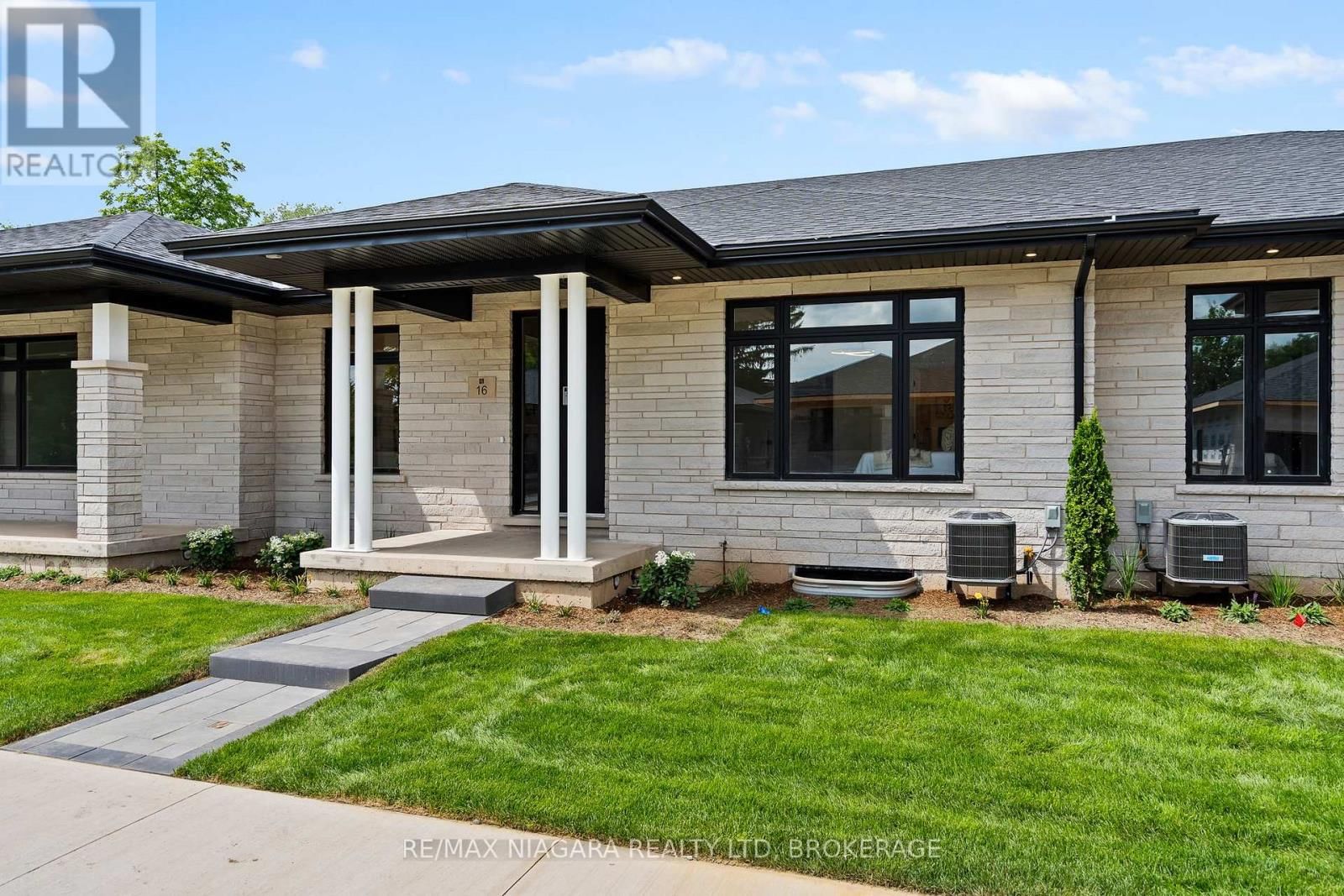 16 ACCURSI CRESCENT Image 3