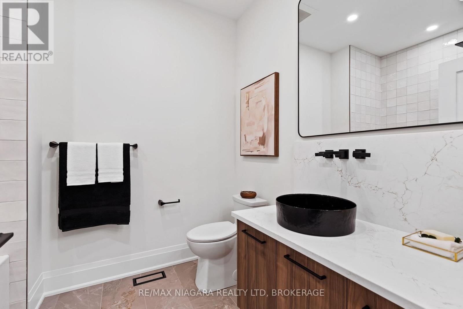 16 ACCURSI CRESCENT Image 7