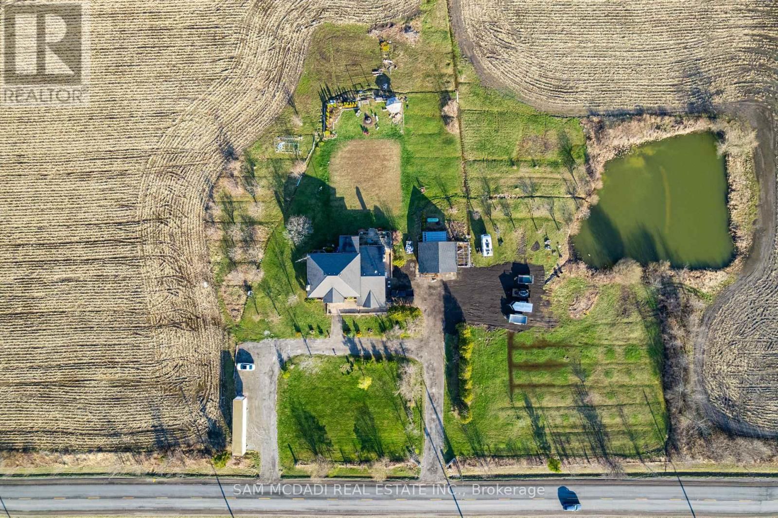 225 PARK ROAD SOUTH Image 1