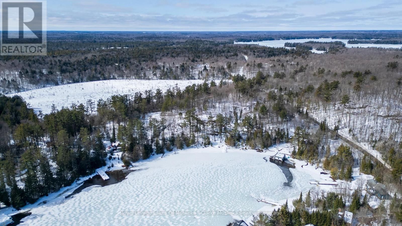 252 CLEAR LAKE ROAD Image 10