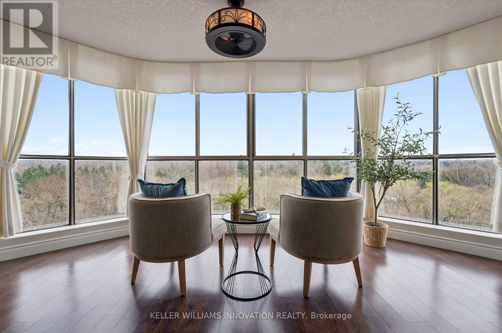 1010 - 265 WESTCOURT PLACE Image 16