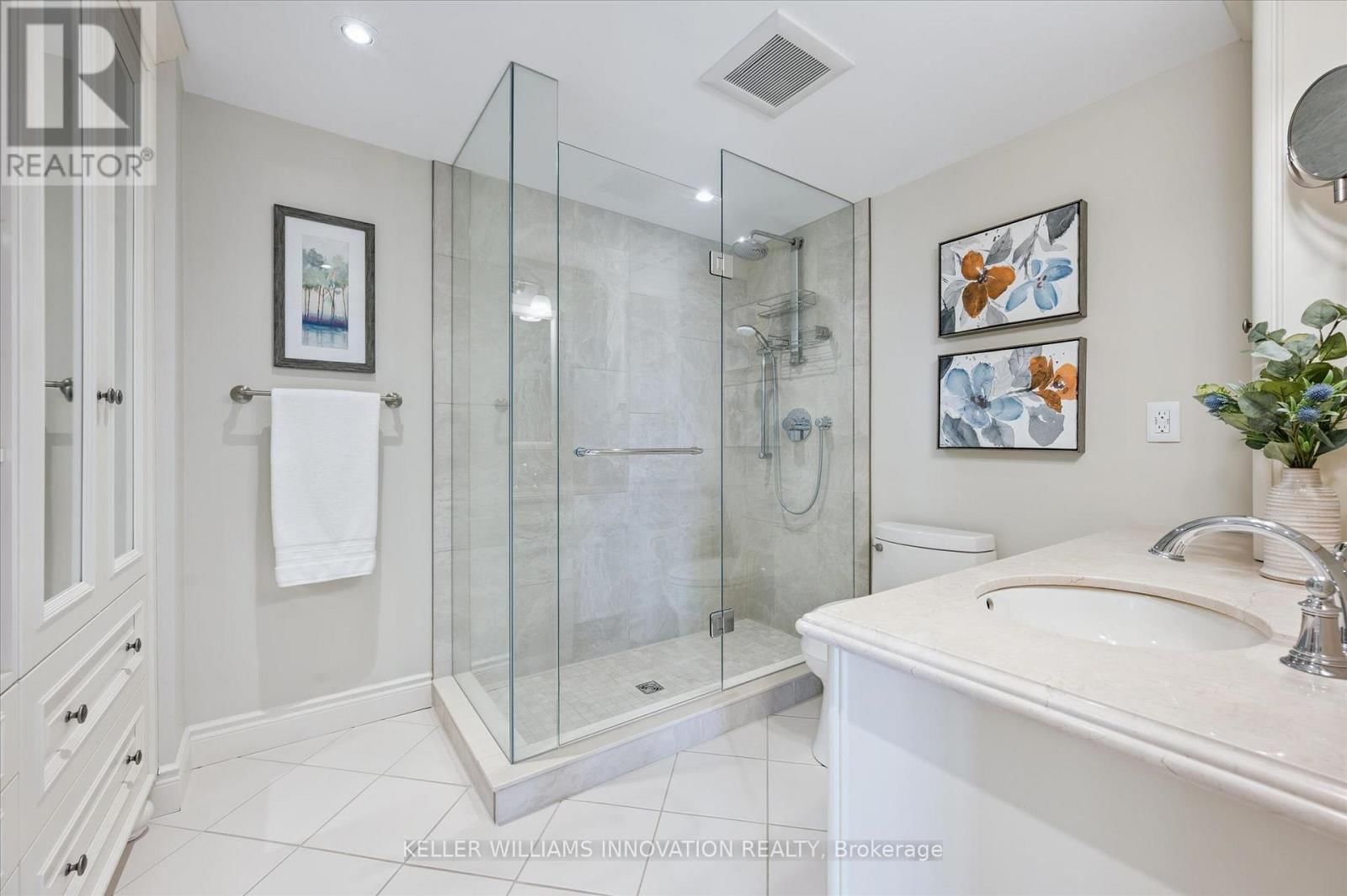 1010 - 265 WESTCOURT PLACE Image 25