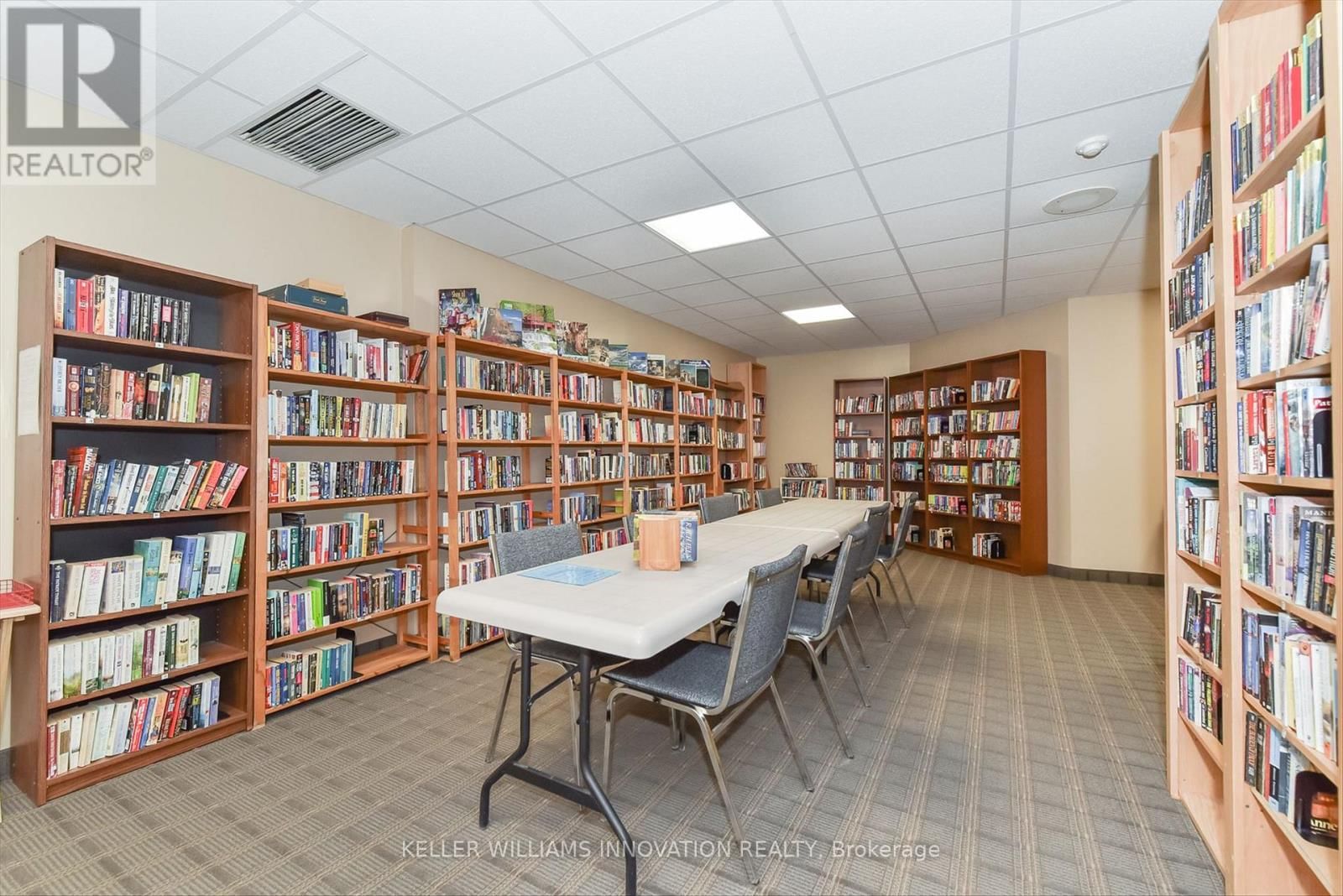 1010 - 265 WESTCOURT PLACE Image 36