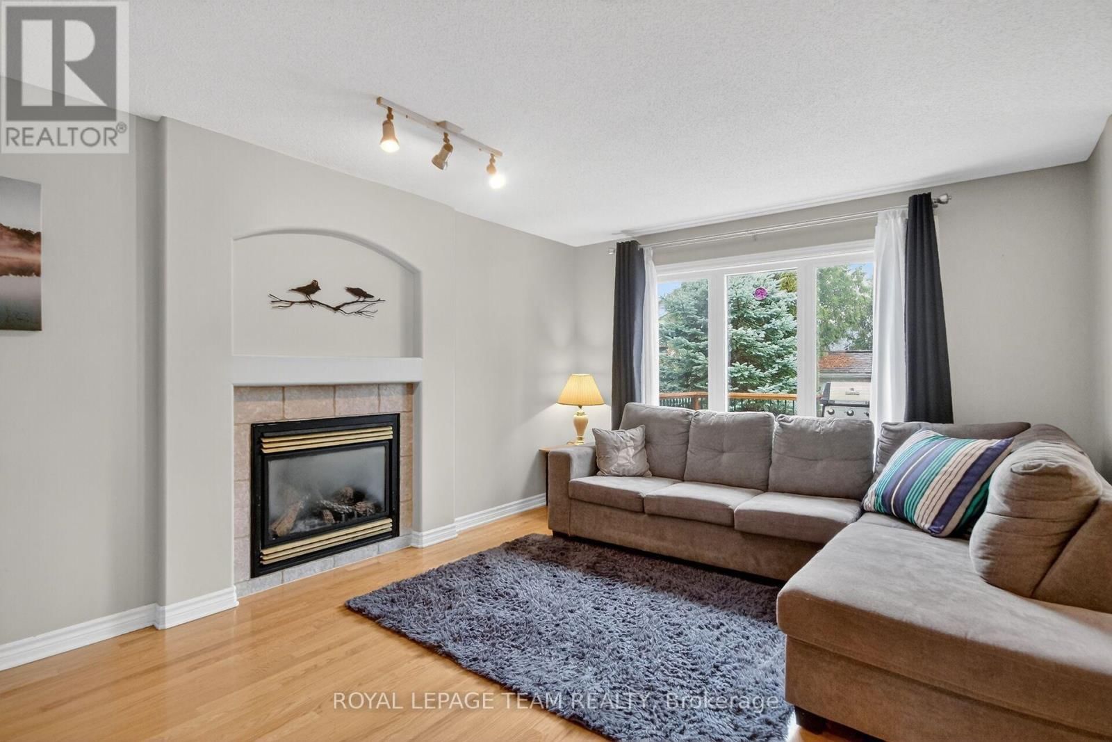 75 RENOIR DRIVE Image 15