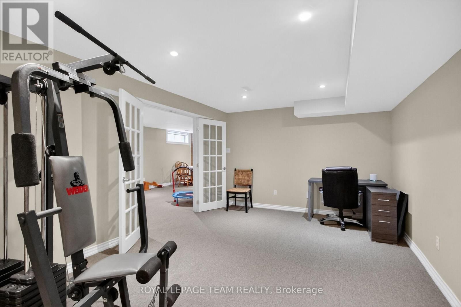 75 RENOIR DRIVE Image 40