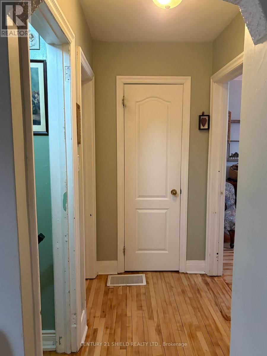 25 SEVENTH STREET WEST Image 20