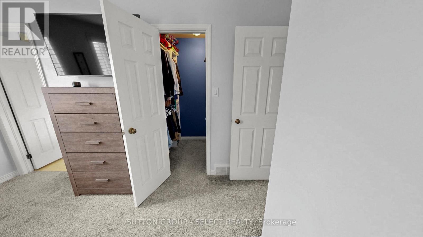 14 WHISPERWOOD CRESCENT Image 23