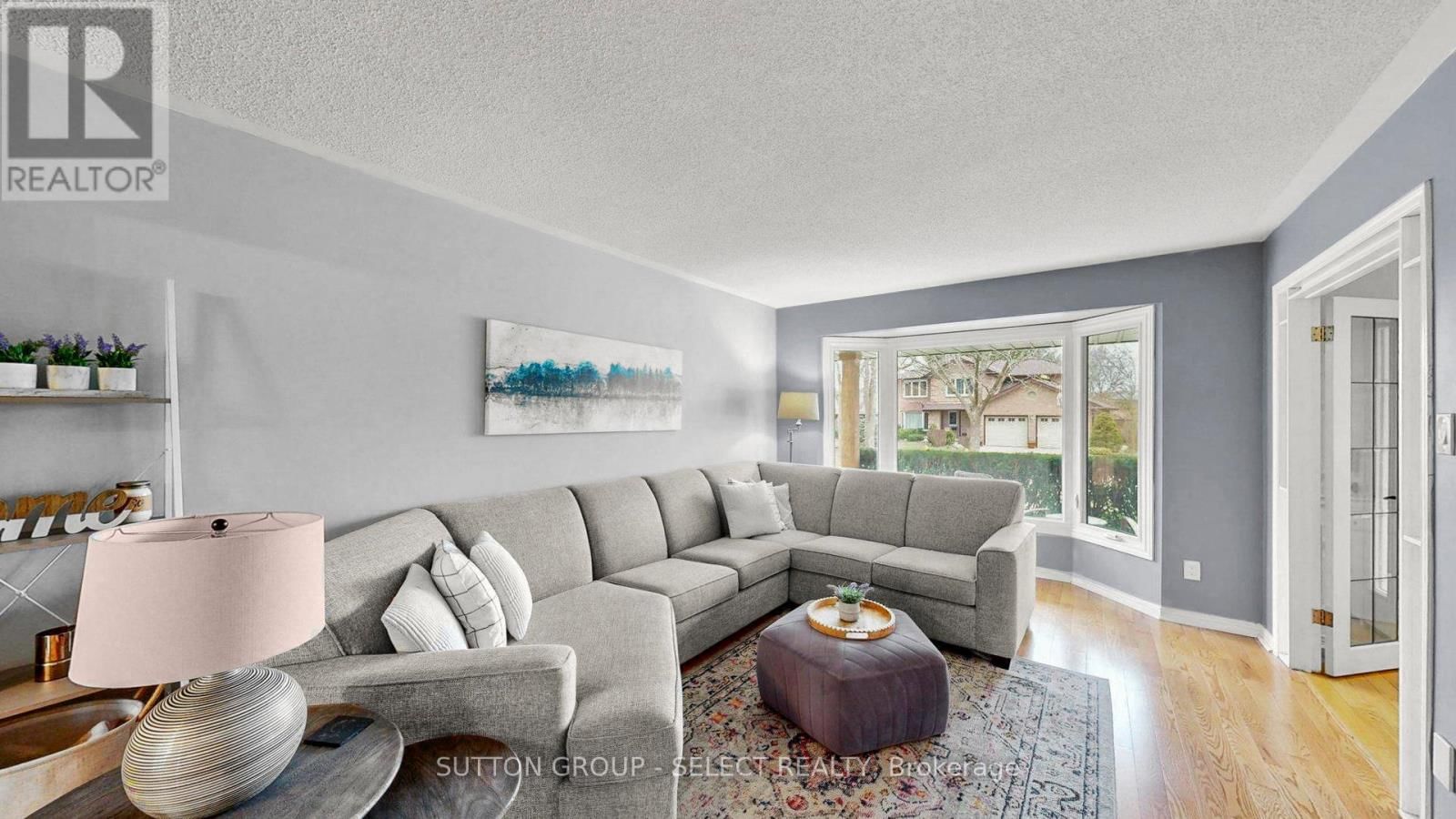 14 WHISPERWOOD CRESCENT Image 9