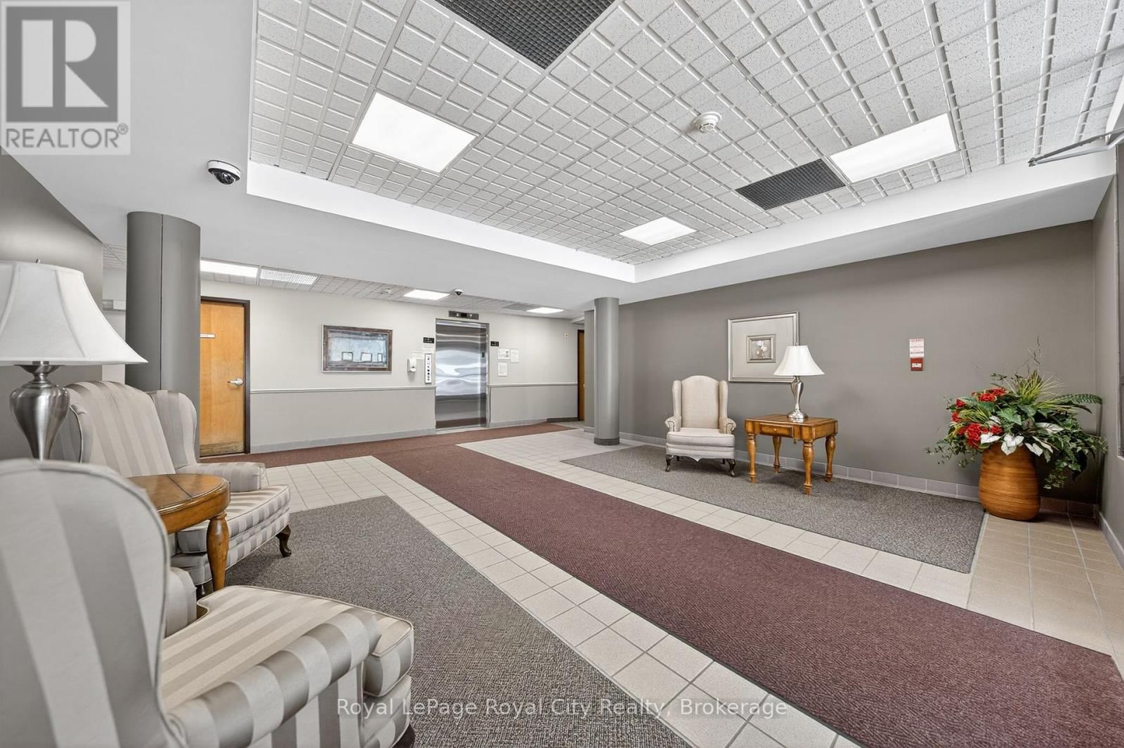 106 - 105 BAGOT STREET Image 6