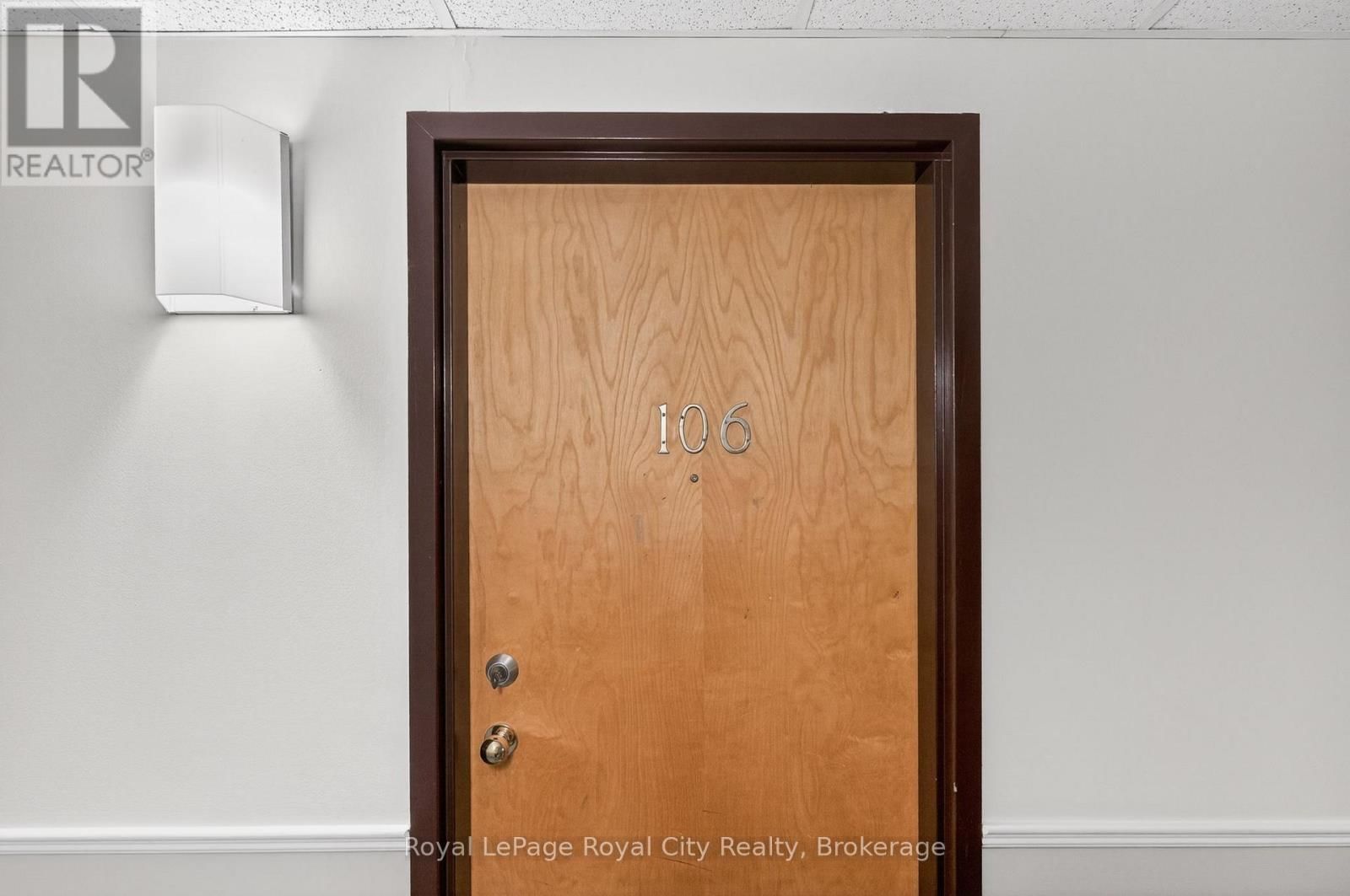 106 - 105 BAGOT STREET Image 7