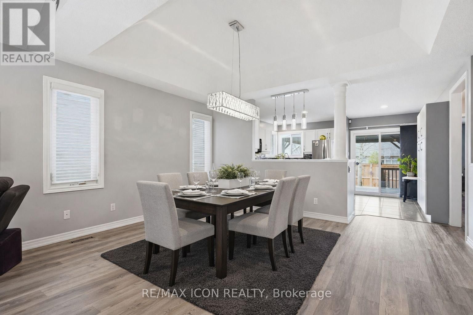 53 AUGUSTA CRESCENT Image 12