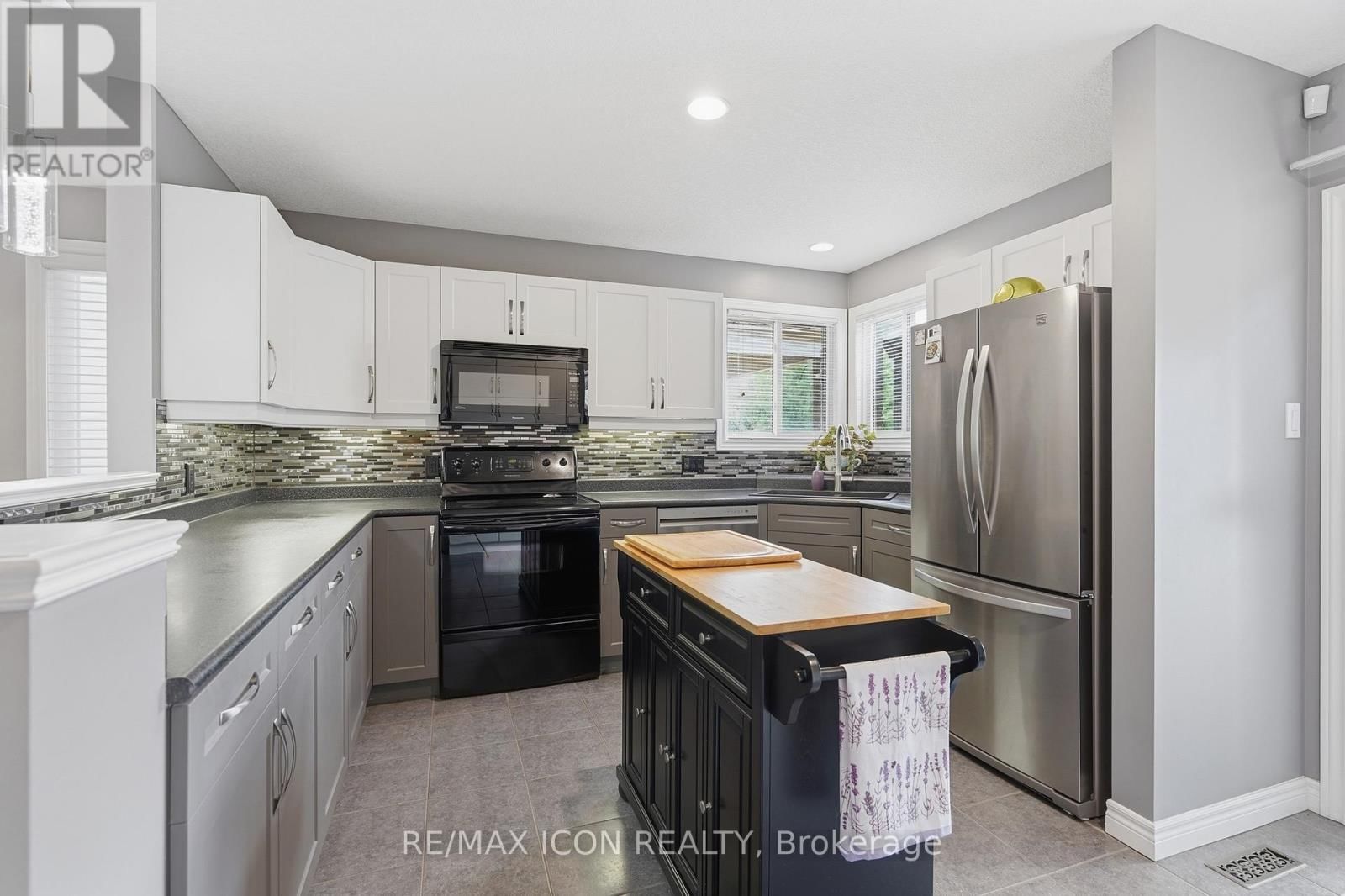 53 AUGUSTA CRESCENT Image 15