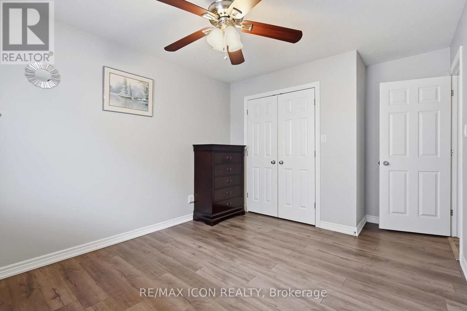 53 AUGUSTA CRESCENT Image 28