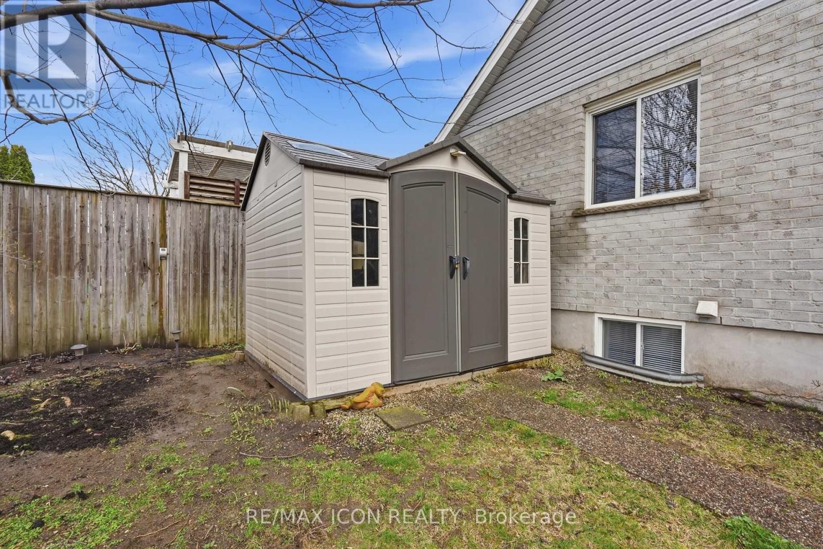 53 AUGUSTA CRESCENT Image 43