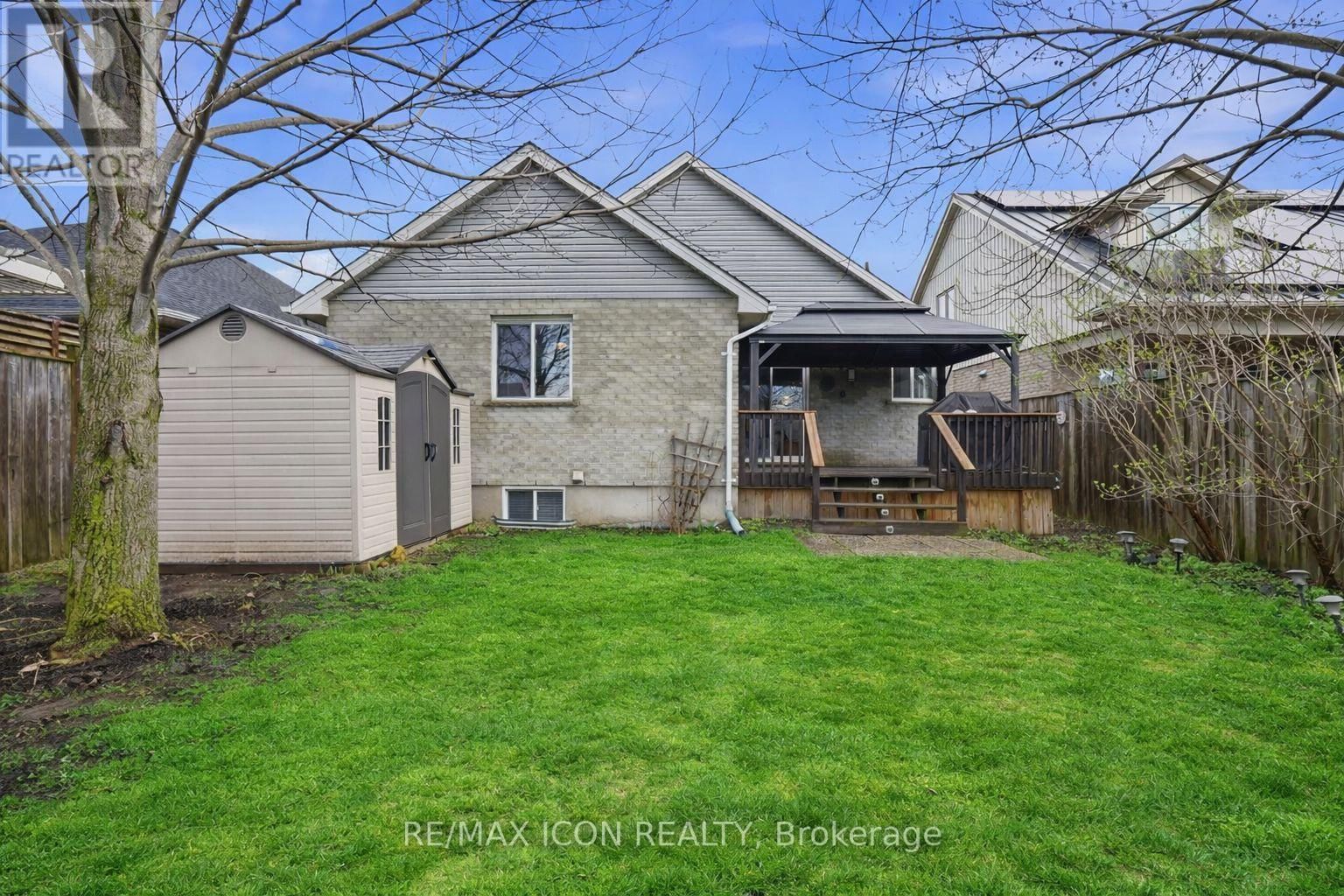 53 AUGUSTA CRESCENT Image 48