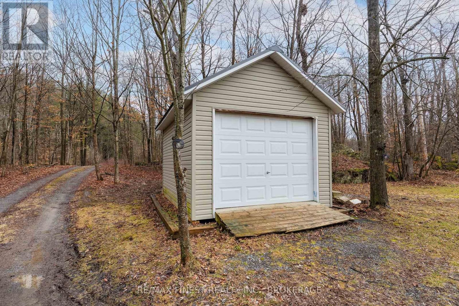 4419 WESTVIEW LANE Image 8