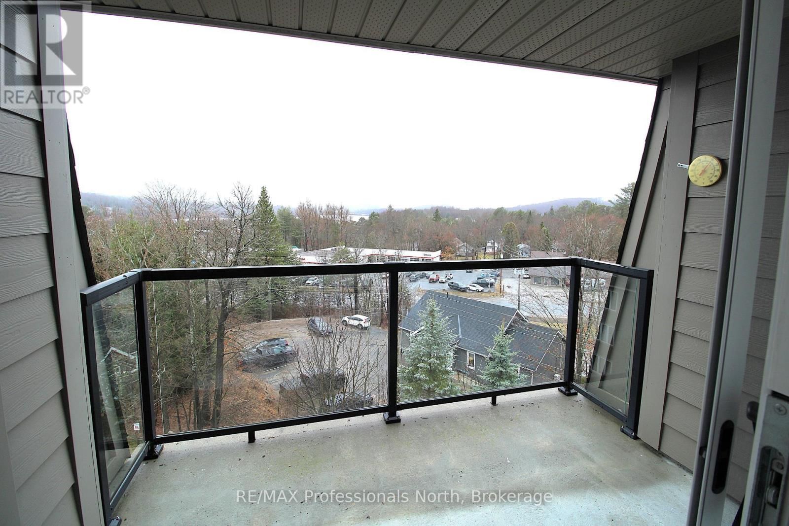 402 - 26 DAIRY LANE Image 19