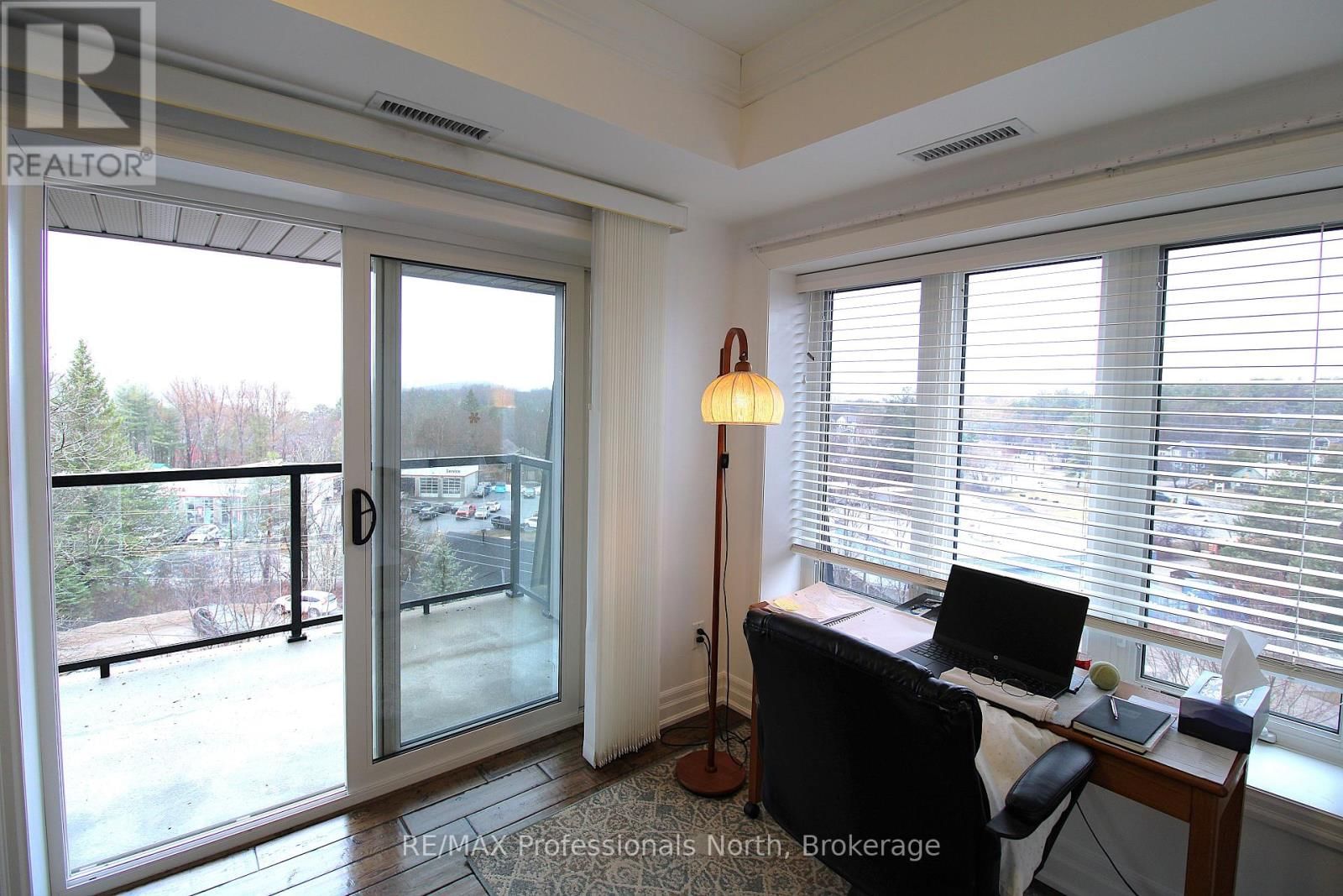 402 - 26 DAIRY LANE Image 20