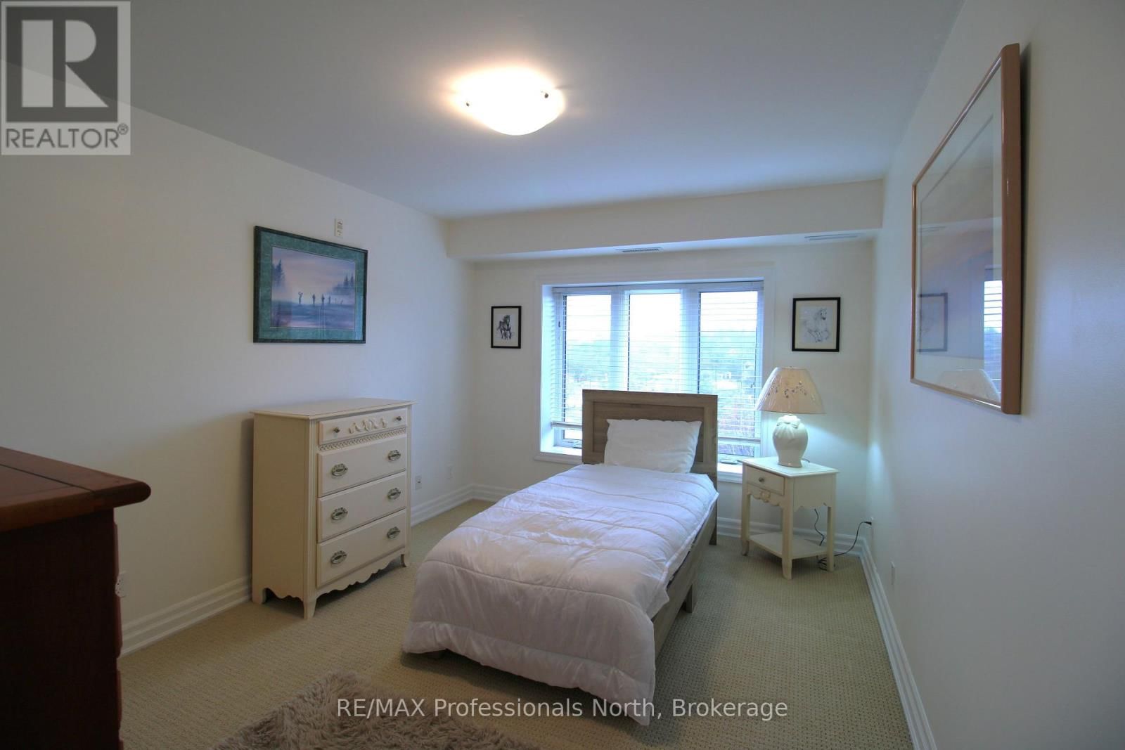 402 - 26 DAIRY LANE Image 23