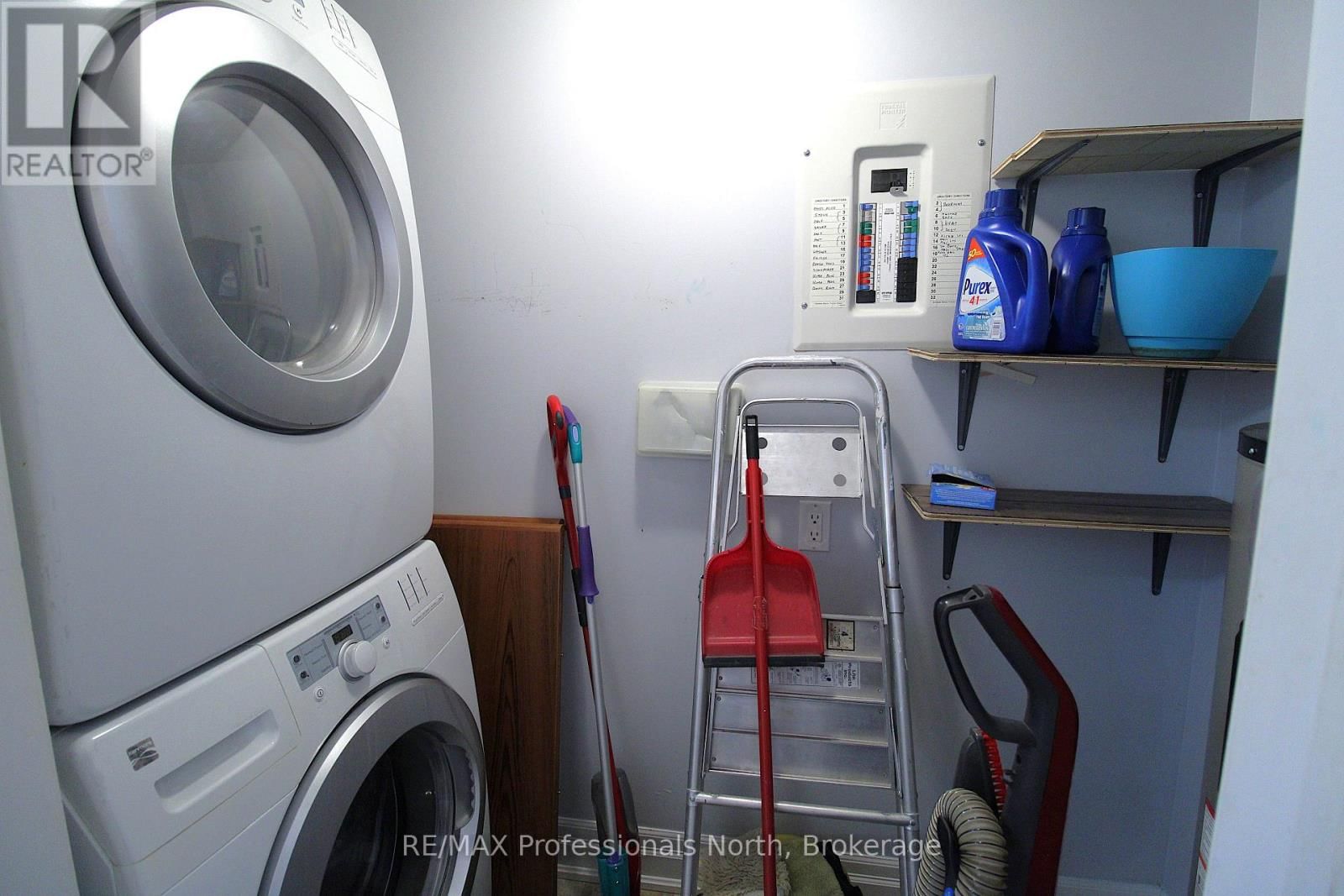 402 - 26 DAIRY LANE Image 30