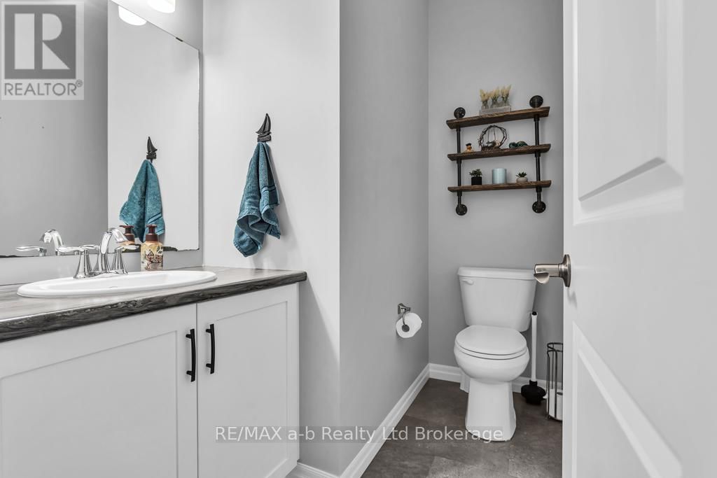 241 WILSON AVENUE Image 20