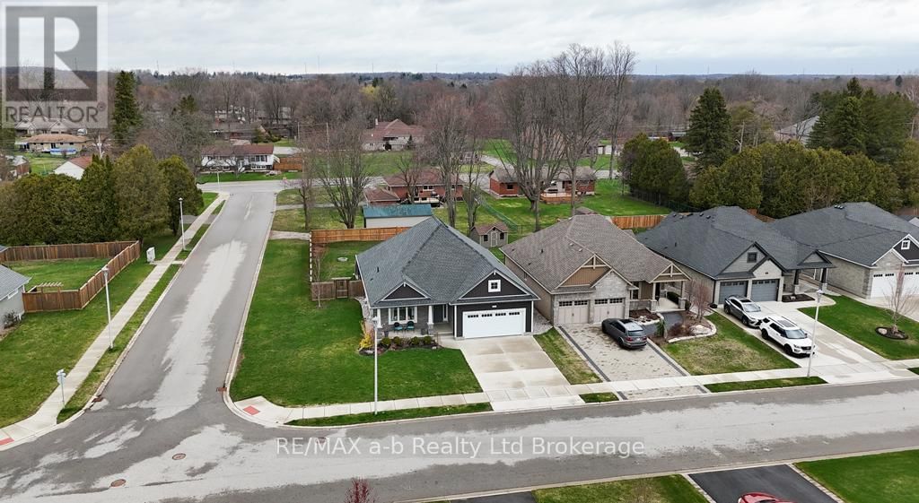 241 WILSON AVENUE Image 33