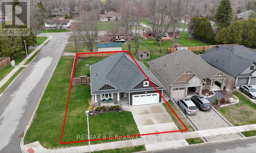 241 WILSON AVENUE Image 35