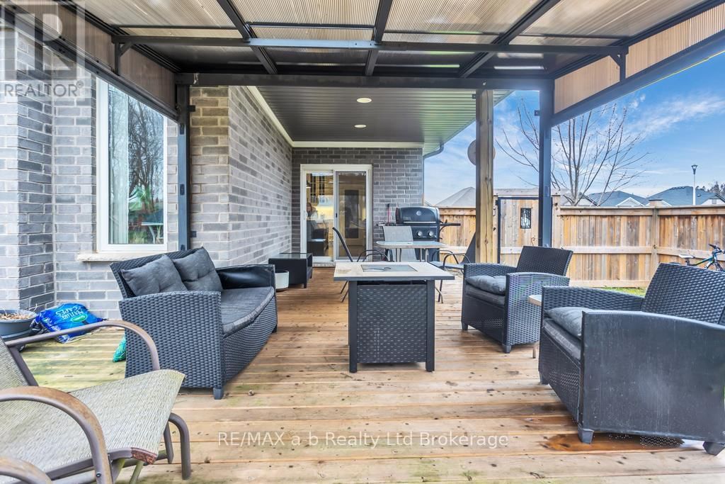 241 WILSON AVENUE Image 7