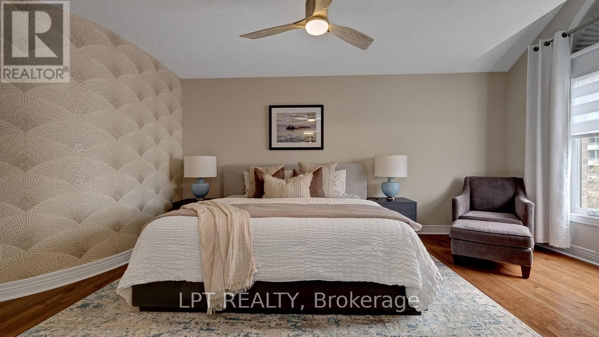 176 LANARK AVENUE Image 33