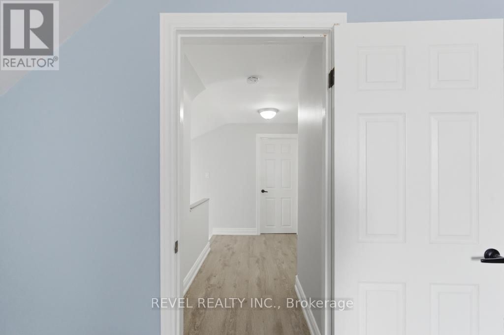 44 JEFFERSON AVENUE Image 18