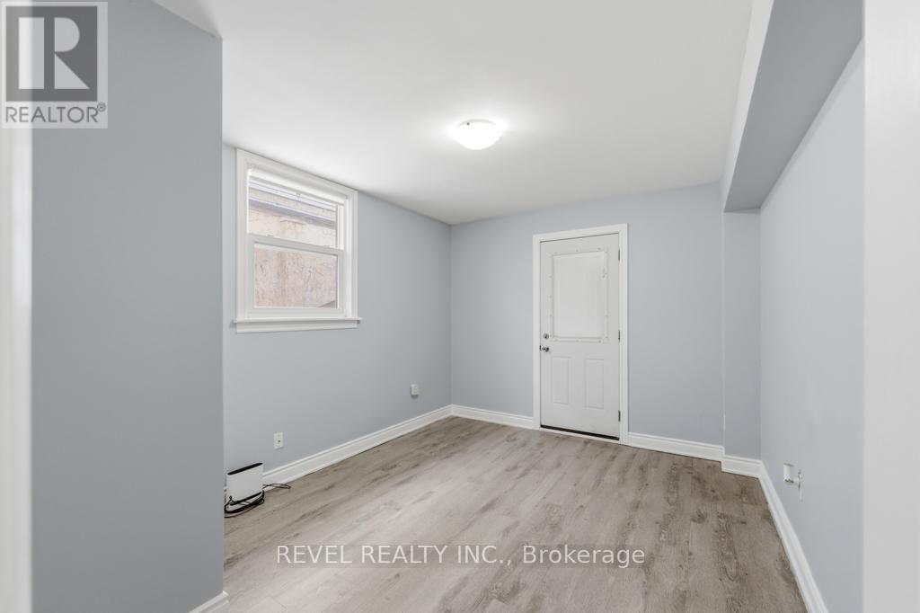 44 JEFFERSON AVENUE Image 25