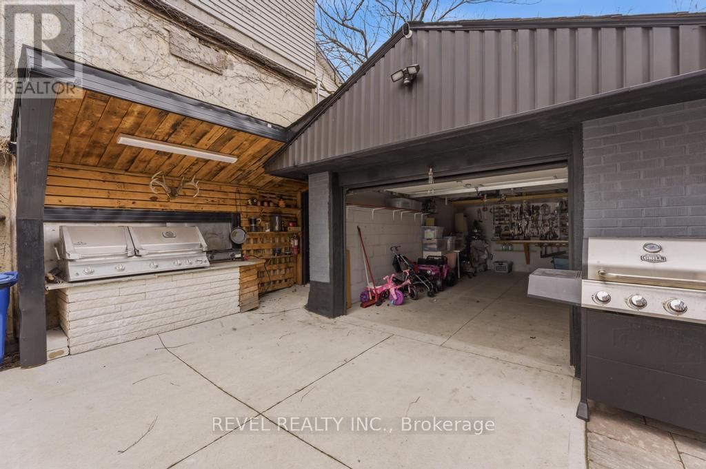 44 JEFFERSON AVENUE Image 7