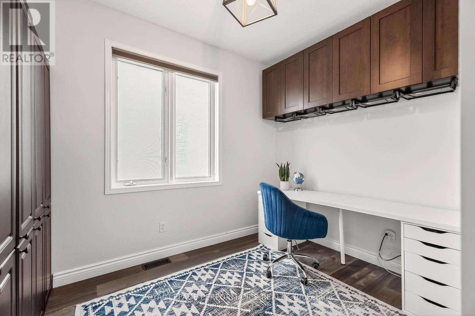 1820 MCCALLUM DRIVE Image 20