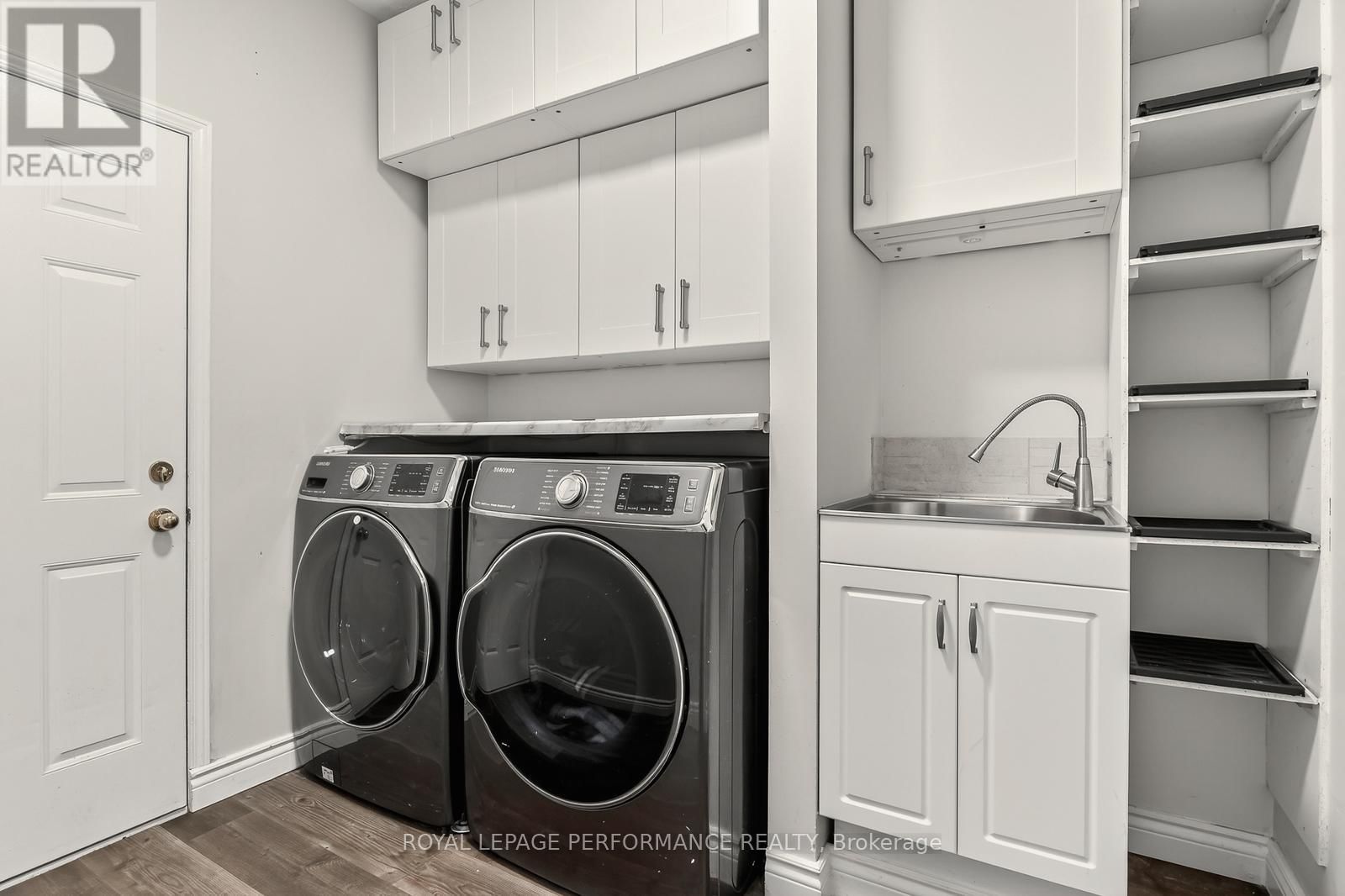 1820 MCCALLUM DRIVE Image 21