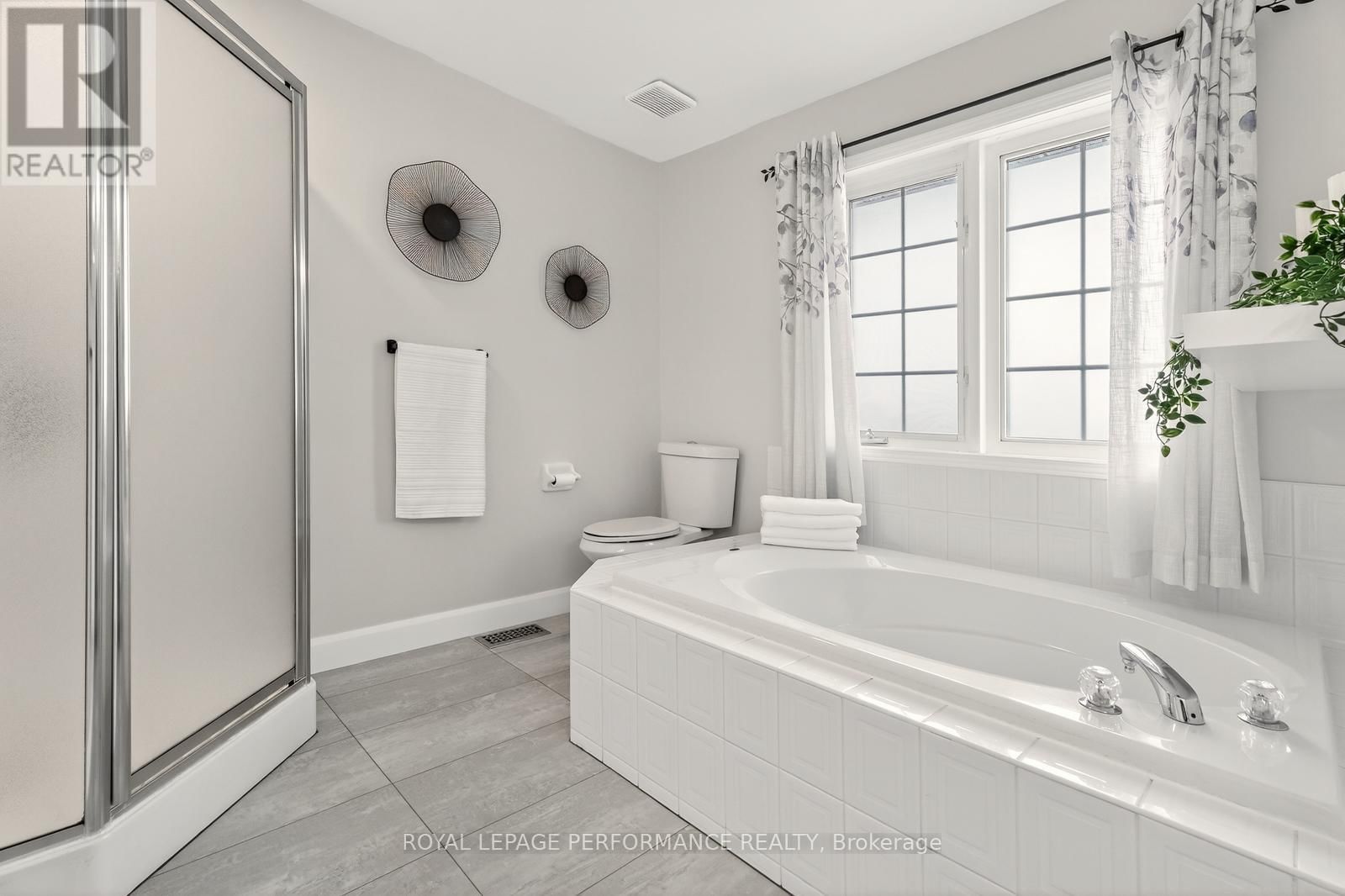 1820 MCCALLUM DRIVE Image 27