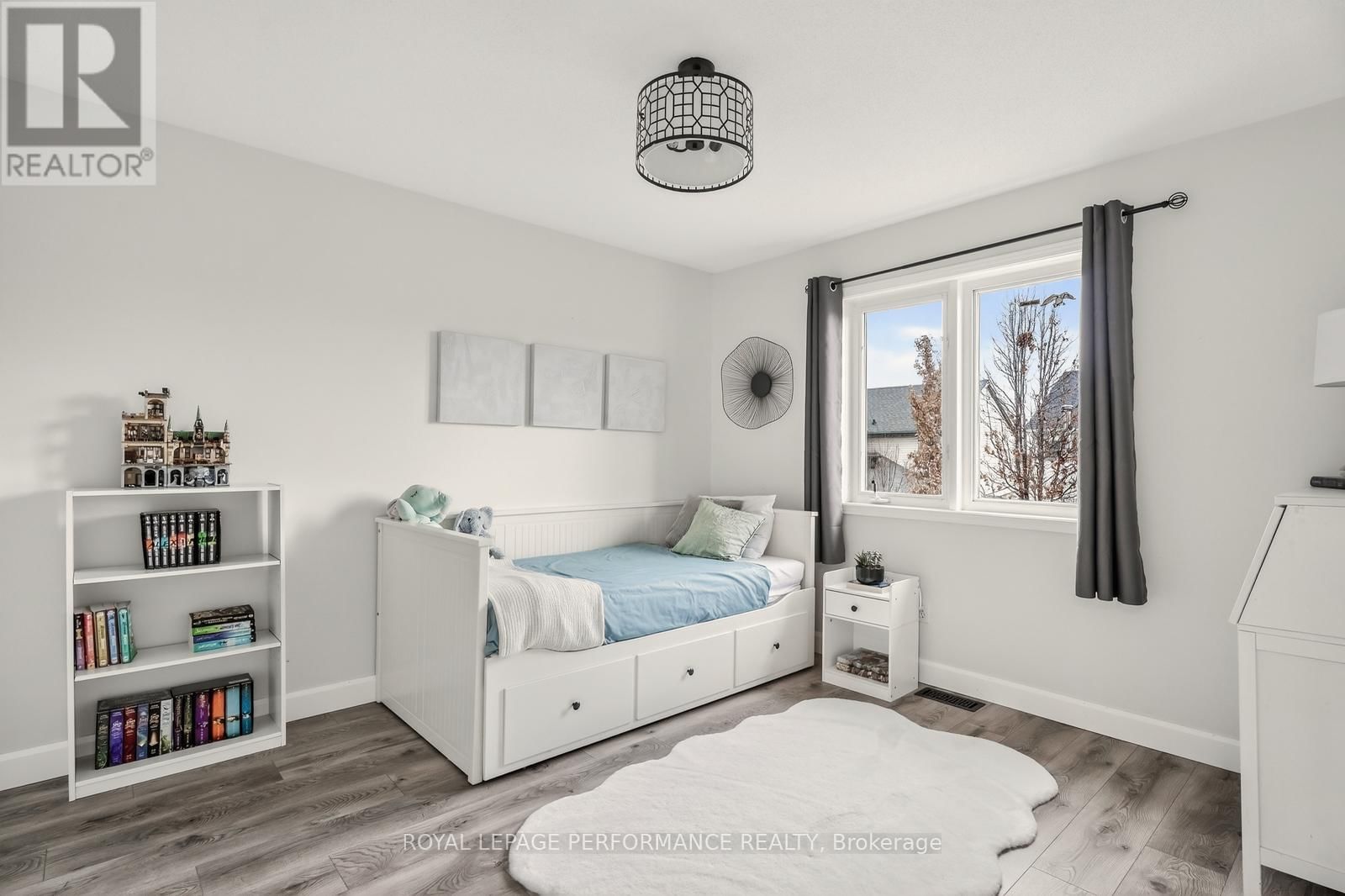 1820 MCCALLUM DRIVE Image 29